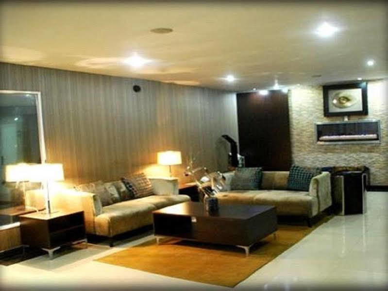BW Starfire Hotel Ikeja Exterior photo