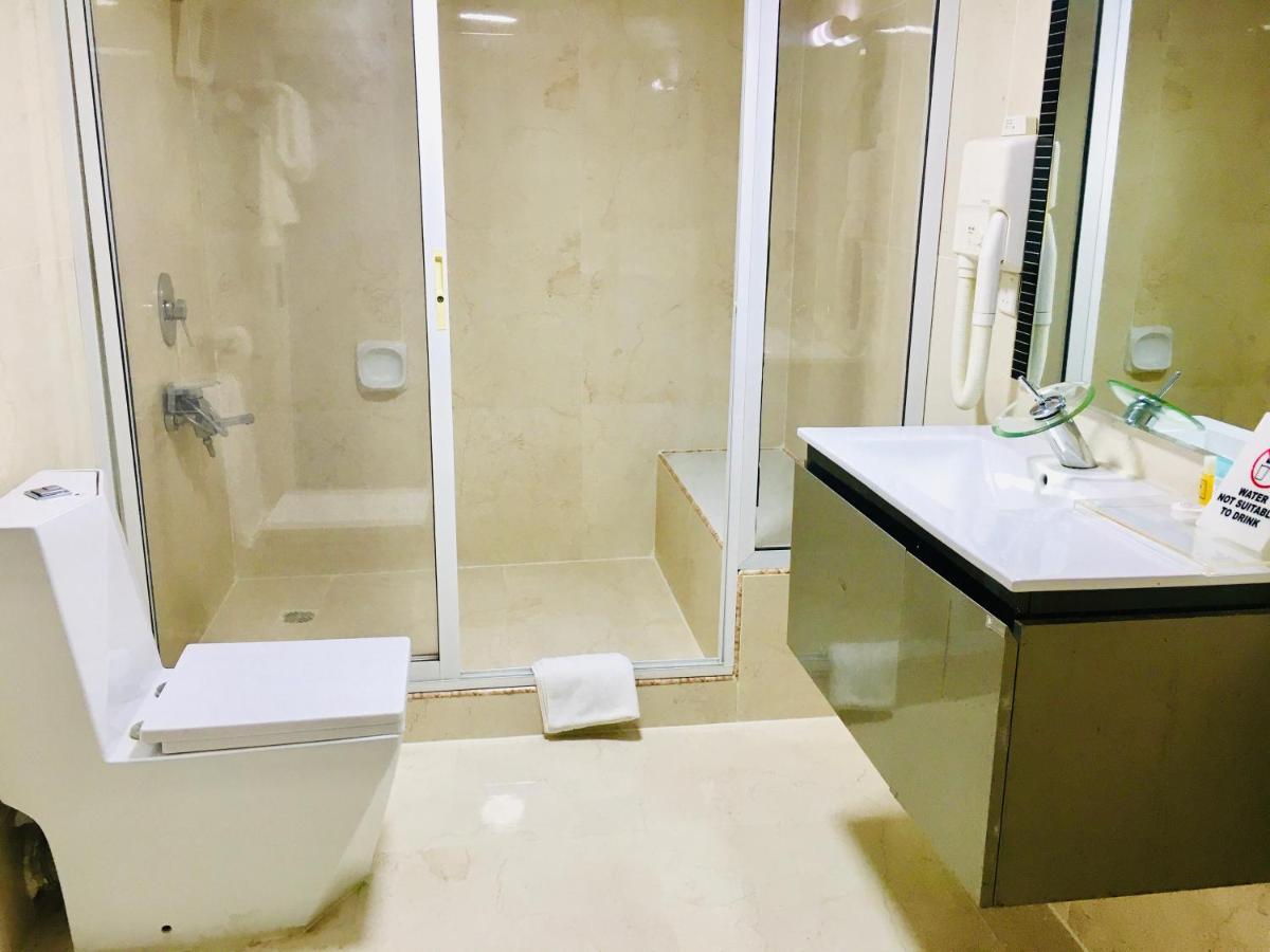 BW Starfire Hotel Ikeja Exterior photo